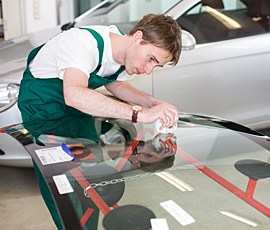 https://i1.wp.com/newsite.glassrepairnow.com/wp-content/uploads/2018/09/WINDSHIELD.REPLACEMENT.jpg?fit=640%2C300&ssl=1